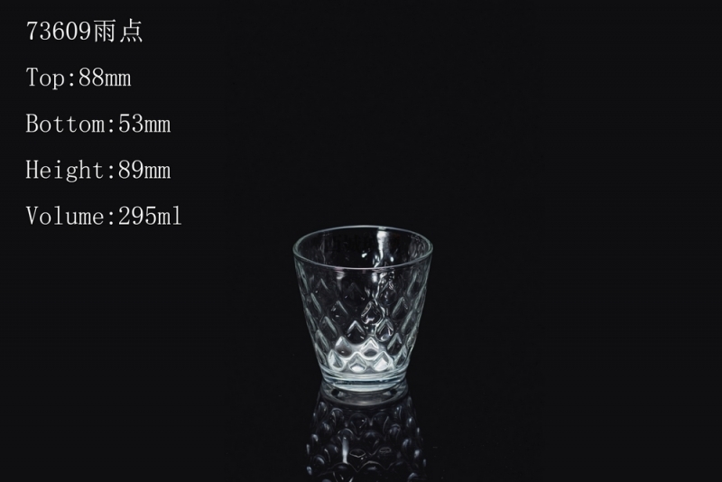 用错水杯等于喝“毒”！最安全的水杯是？